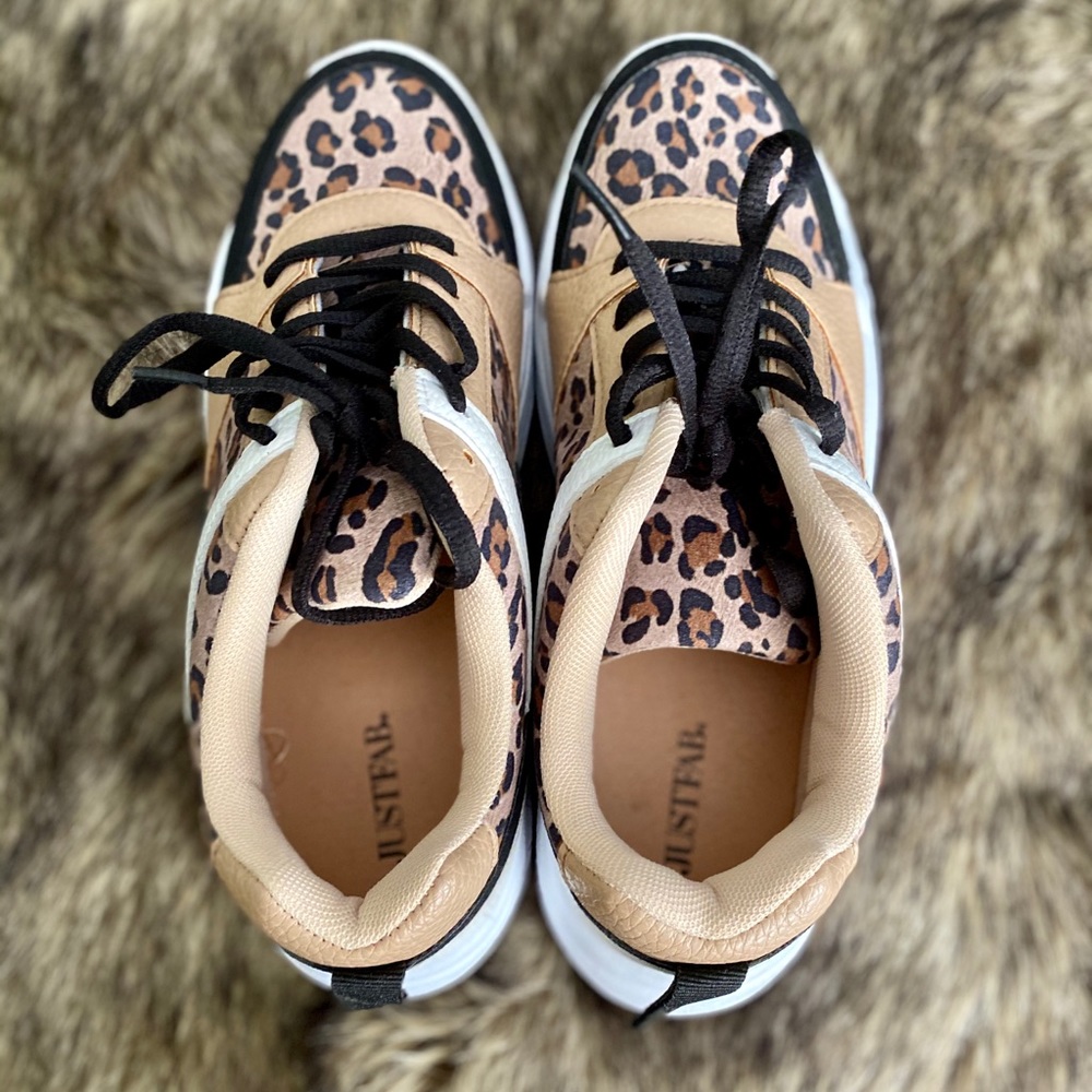 Leopard print sneakers - Picture 4 of 6